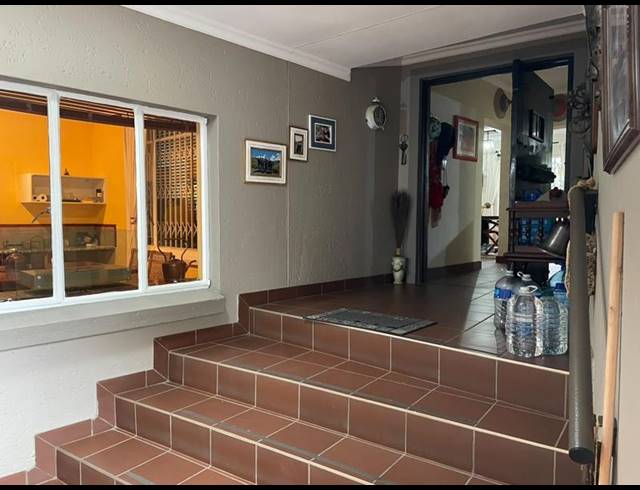 3 BEDROOM HOUSE FOR SALE IN WILROPARK